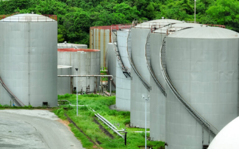 Partes de un tanque de almacenamiento