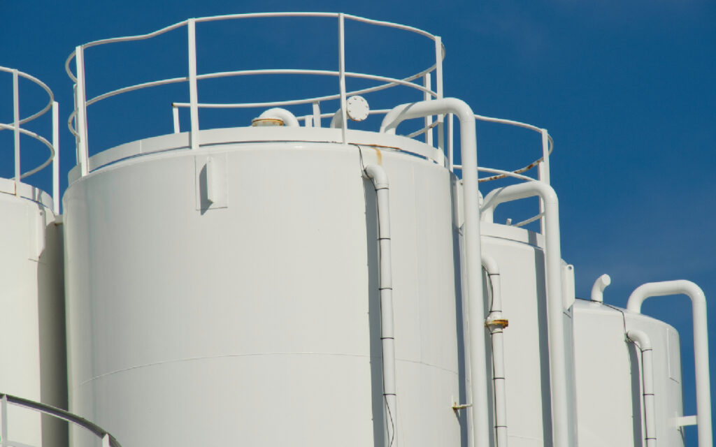 Descubre todo sobre almacenamiento de productos químicos