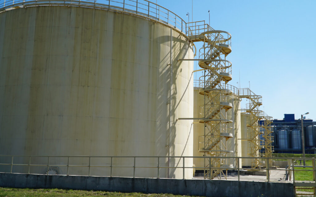 Descubre que es el almacenamiento de productos químicos.